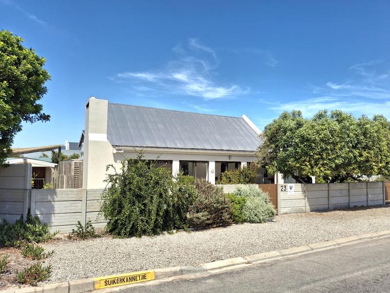 3 Bedroom Property for Sale in Britannia Bay Western Cape